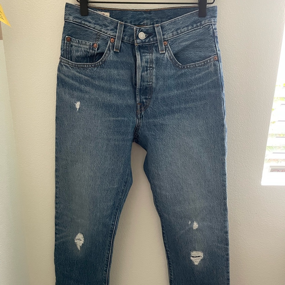 🤍SOLD🤍 LEVI’S | Straight Jeans